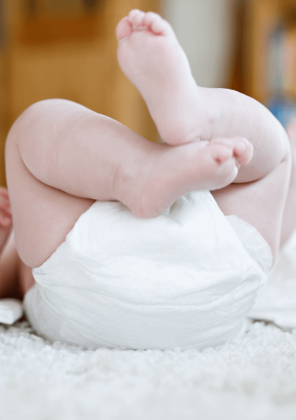 How to Change Diapers Without Using Wet Wipes