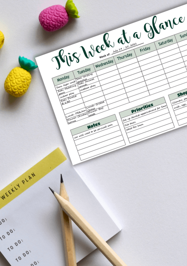 Using a Weekly Family Calendar in Your Home